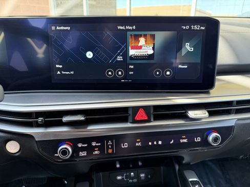Used 2025 Kia Sorento S w/ Panoramic Sunroof Package FWD image 18