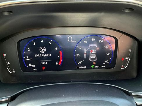 Used 2025 Acura Integra FWD image 12