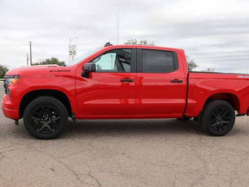 New 2026 Chevrolet Silverado 1500 Custom w/ LPO, Dark Essentials Package image 4