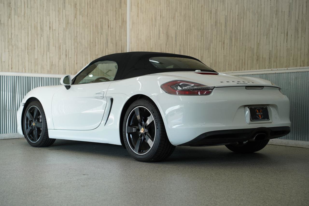Used 2016 Porsche Boxster RWD image 7