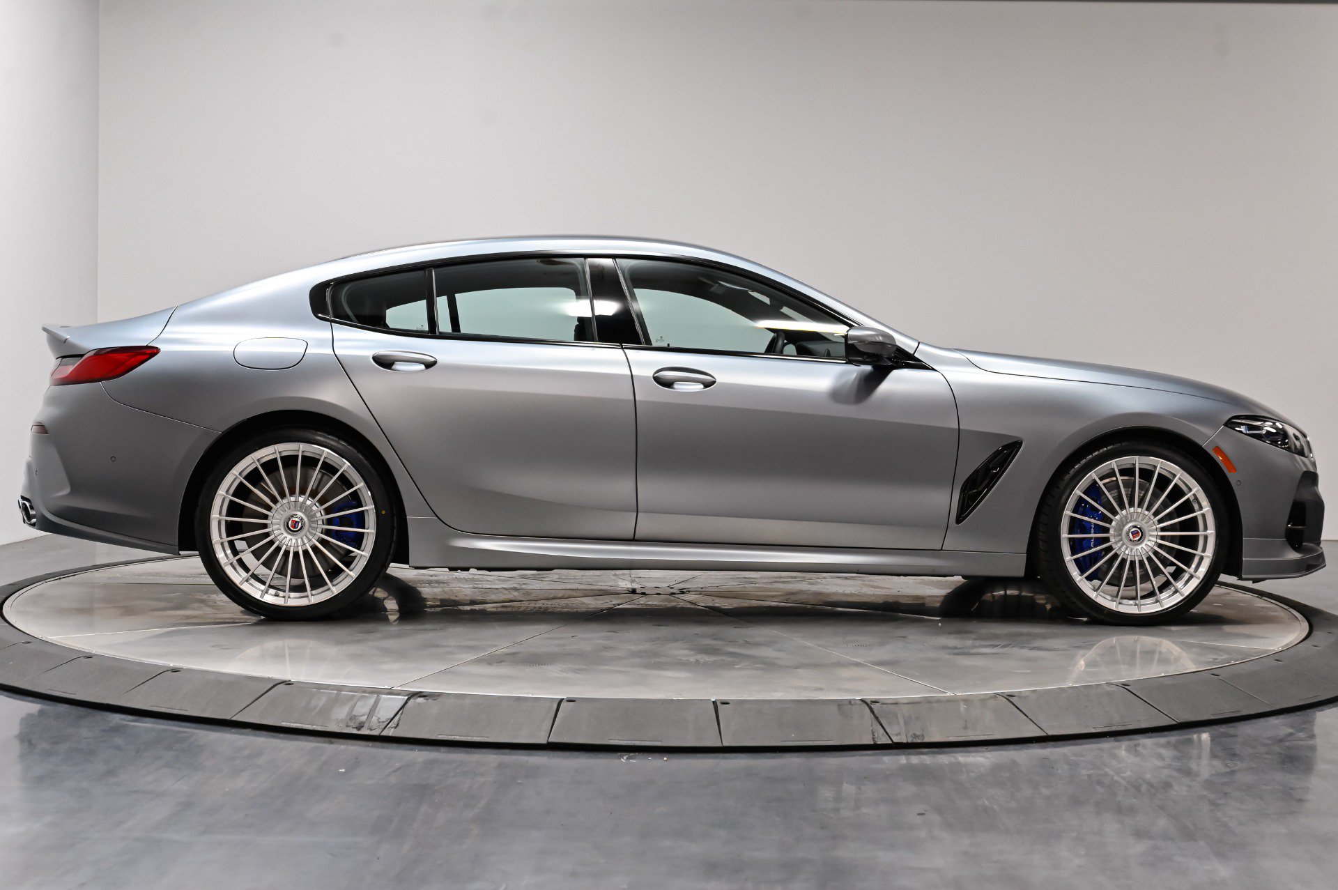 Used 2022 BMW ALPINA B8 xDrive Gran Coupe AWD/4WD image 19
