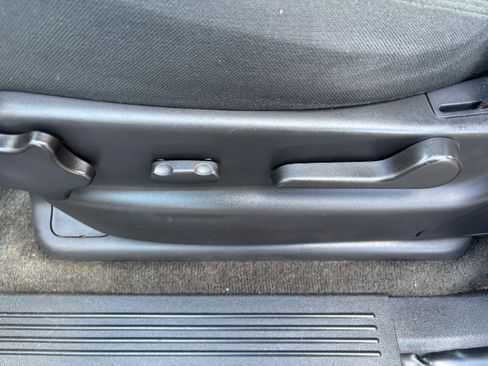 Used 2013 Chevrolet Tahoe LS AWD/4WD image 11