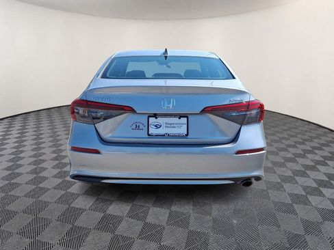 Used 2024 Honda Civic Sport image 3