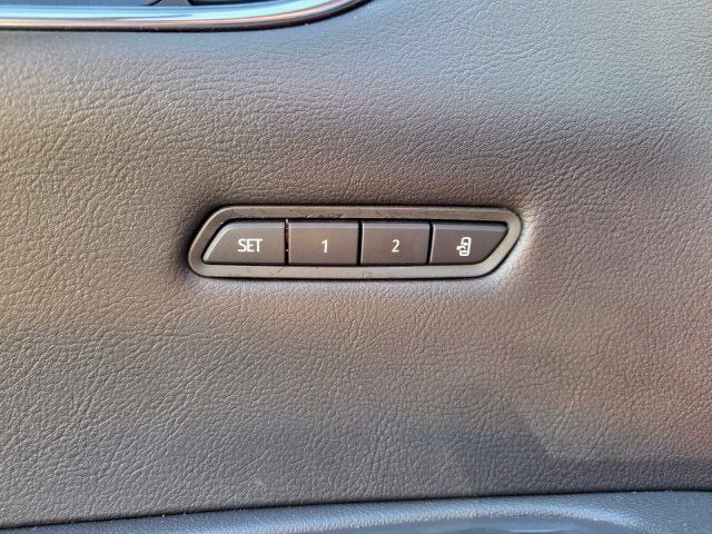 Used 2020 Cadillac XT5 Premium Luxury FWD image 30