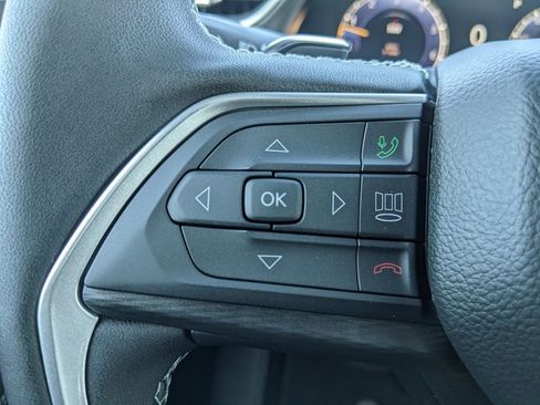 New 2025 Jeep Grand Cherokee Laredo image 22