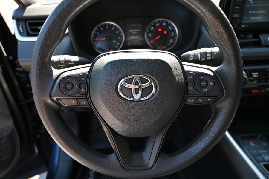 Used 2020 Toyota RAV4 XLE w/ All Weather Liner Package AWD/4WD image 19