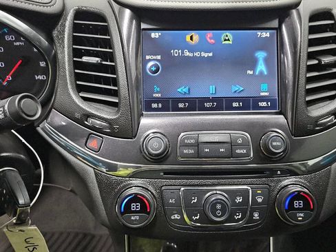 Used 2014 Chevrolet Impala LT image 9