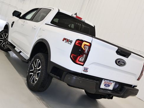 New 2024 Ford Ranger Lariat w/ FX4 Off-Road Package image 29