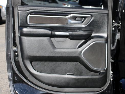 Used 2019 RAM 1500 Laramie image 36