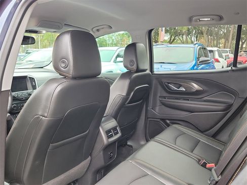 Used 2018 GMC Terrain SLT w/ LPO, Cargo Package image 13