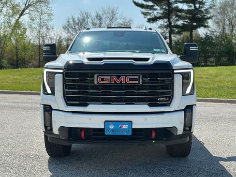 Used 2024 GMC Sierra 2500 AT4 w/ AT4 Premium Plus Package AWD/4WD image 2