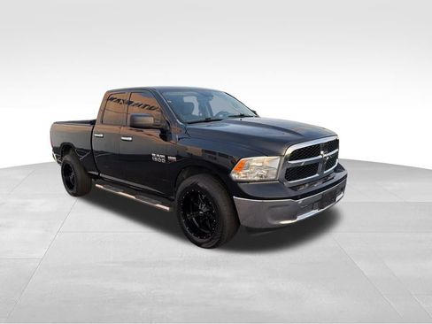 Used 2017 RAM 1500 Classic SLT image 8