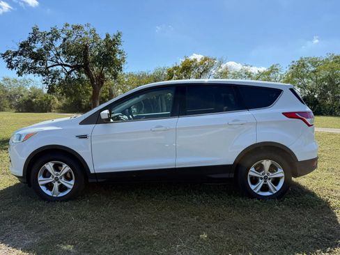 Used 2015 Ford Escape SE FWD image 6