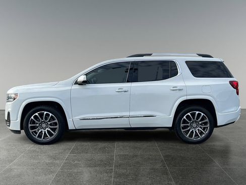 Used 2021 GMC Acadia Denali w/ GMC Pro Grade Package image 4