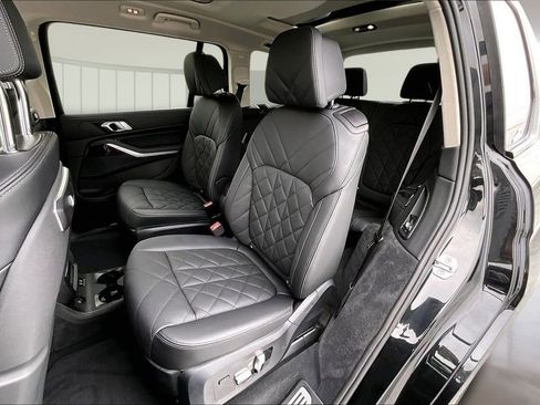 Used 2024 BMW X7 xDrive40i w/ Parking Assistance Package image 20