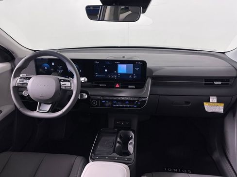 New 2026 Hyundai Ioniq 5 SEL image 14