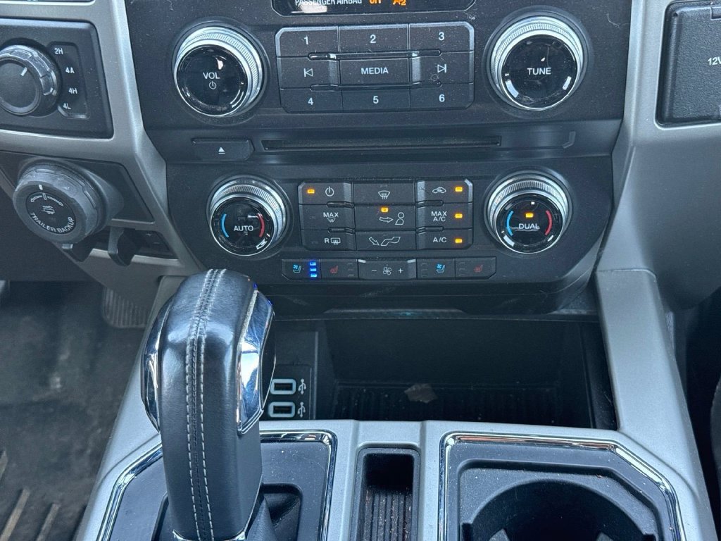 Certified 2018 Ford F150 Lariat w/ Equipment Group 502A Luxury AWD/4WD image 14