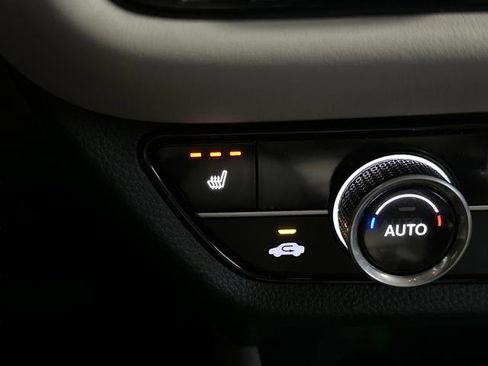 Used 2024 Honda HR-V EX-L image 8