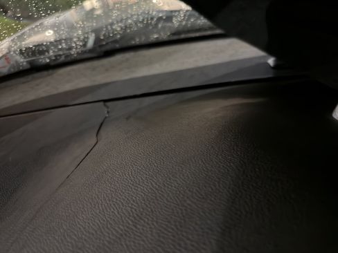 Used 2013 GMC Sierra 2500 SLT w/ SLT Convenience Package image 4