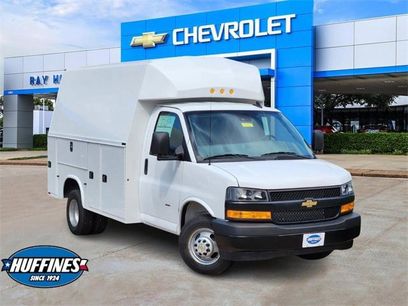 New 2025 Chevrolet Express 3500 w/ Power Convenience Package