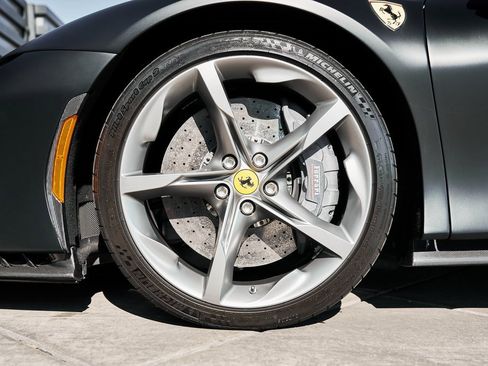 Used 2023 Ferrari SF90 Stradale image 3