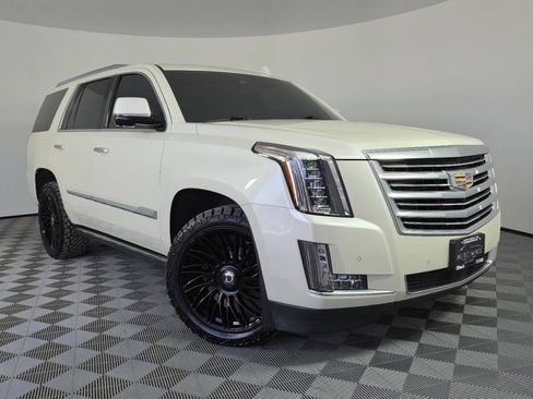 Used 2015 Cadillac Escalade Platinum AWD/4WD image 1