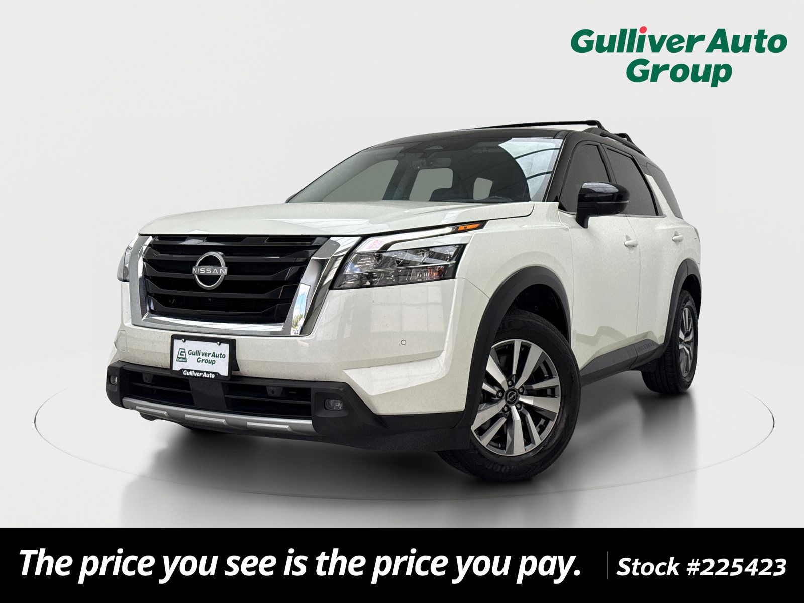 Used 2023 Nissan Pathfinder SL FWD image 1