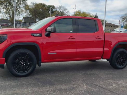 Certified 2022 GMC Sierra 1500 Elevation w/ LPO, Elevation Black Package image 6