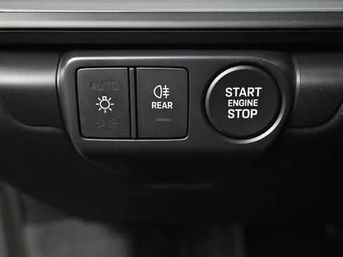 Used 2025 Porsche 911 Carrera 4 GTS image 23