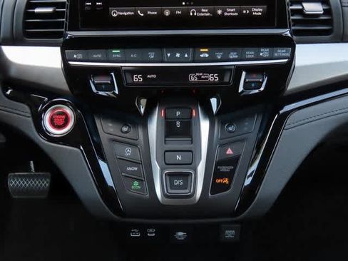 New 2026 Honda Odyssey Touring image 24