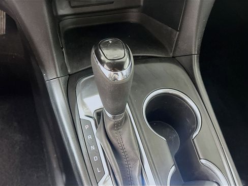 Used 2019 Chevrolet Equinox LT w/ LPO, Floor Liner Package FWD image 24