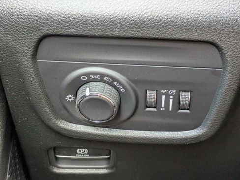 New 2026 Jeep Grand Cherokee L 2WD image 27