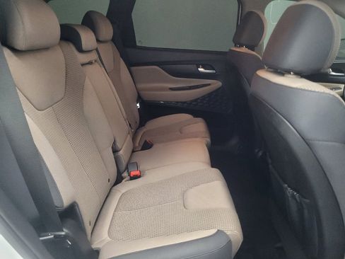 Used 2020 Hyundai Santa Fe SE image 19
