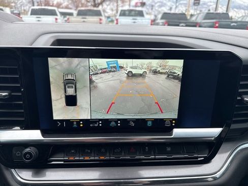 Used 2023 Chevrolet Silverado 1500 High Country w/ Technology Package image 26