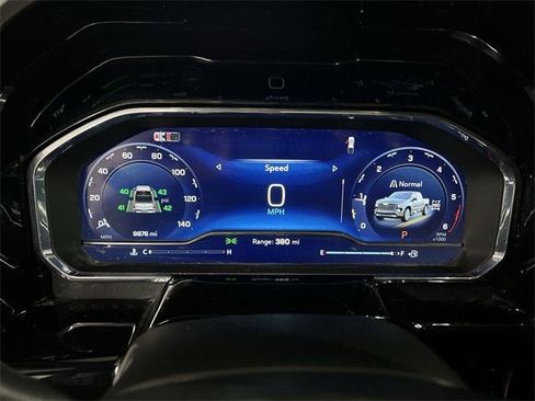 Certified 2025 Chevrolet Silverado 1500 High Country image 12