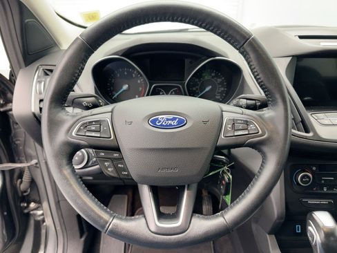 Used 2018 Ford Escape SEL image 17
