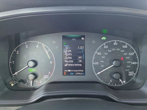 Used 2024 Toyota Corolla LE image 11