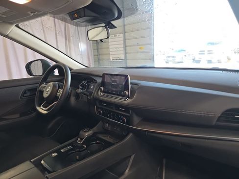 Used 2021 Nissan Rogue S image 12