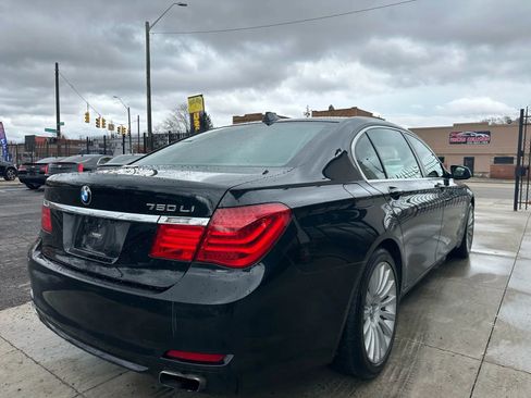 Used 2012 BMW 750Li xDrive AWD/4WD image 4