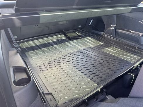 Used 2022 Audi Q7 3.0T Prestige image 14