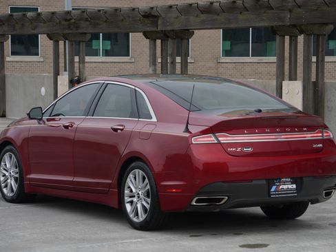 Used 2014 Lincoln MKZ AWD w/ Equipment Group 102A Reserve image 5