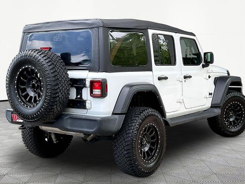 Used 2022 Jeep Wrangler Unlimited Sport AWD/4WD image 6