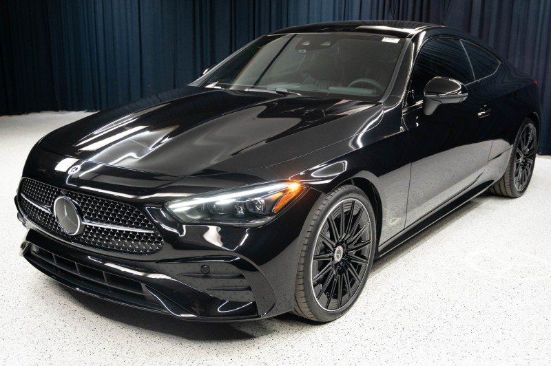 New 2027 Mercedes-Benz CLE 450 4MATIC Coupe image 1