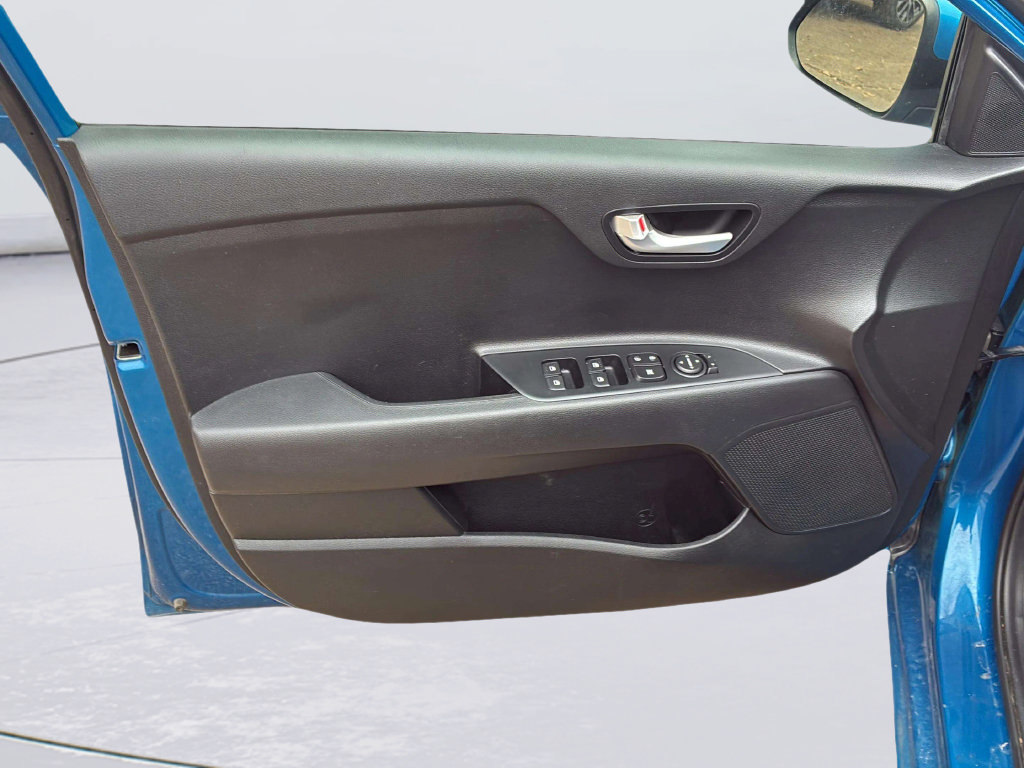 Used 2022 Kia Rio S FWD image 10