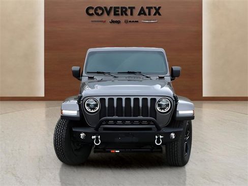 Used 2020 Jeep Wrangler Unlimited Sahara image 8