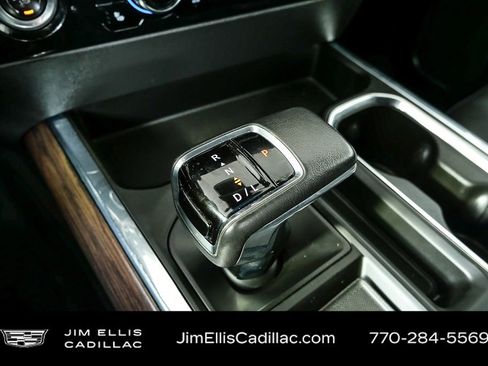 Used 2022 GMC Sierra 1500 SLT w/ SLT Convenience Package image 19