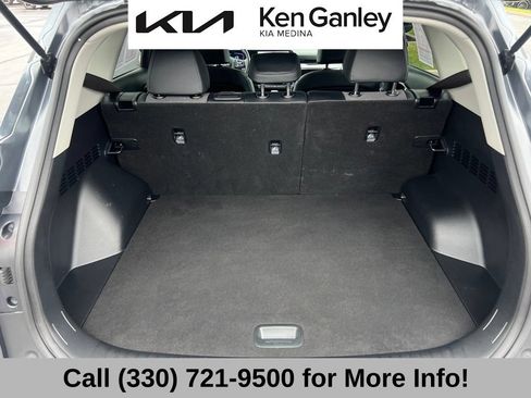 Used 2025 Kia Seltos S AWD/4WD image 52