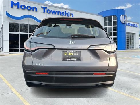 Used 2023 Honda HR-V LX image 5
