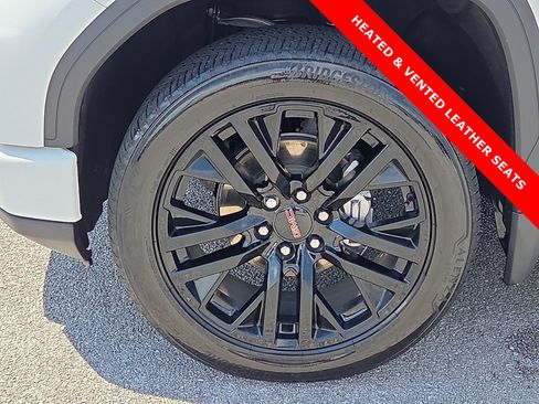 Used 2024 GMC Sierra 1500 Denali w/ Denali Reserve Package AWD/4WD image 7