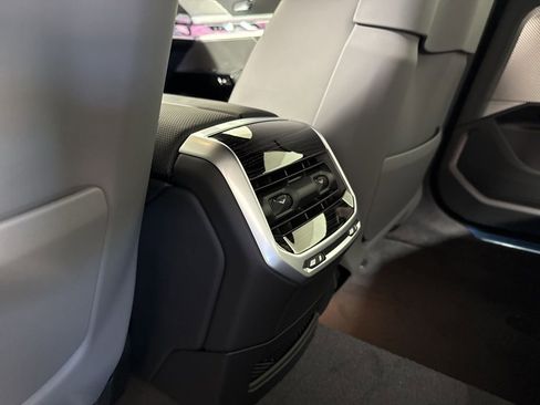 New 2025 BMW 760i xDrive 760i xDrive image 33